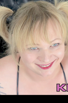 Kimberly Fucks Kelly HARD! POV